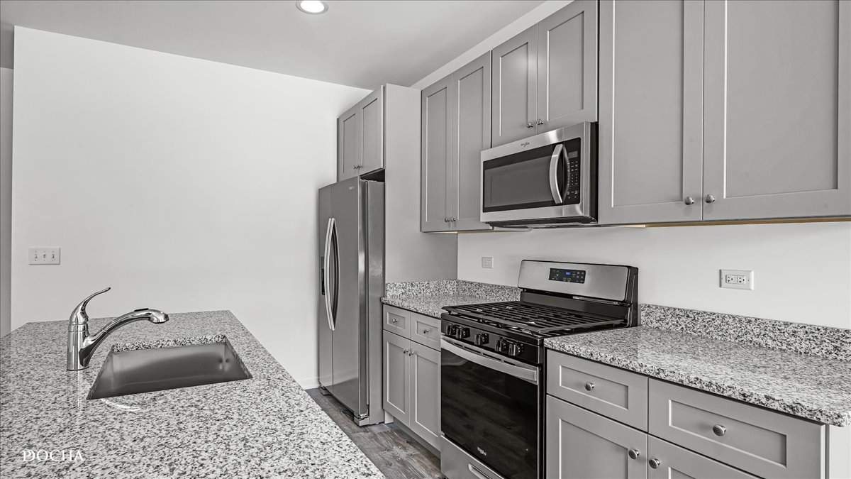 1233 Gillespie Lane Property Photo 6