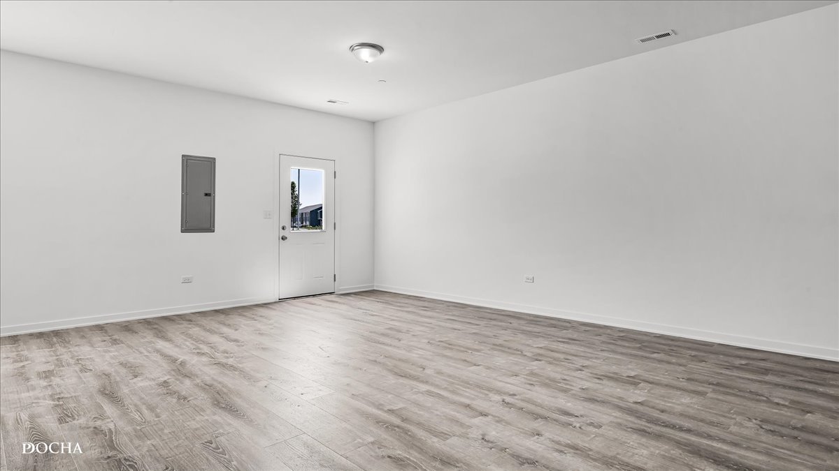 1233 Gillespie Lane Property Photo 8