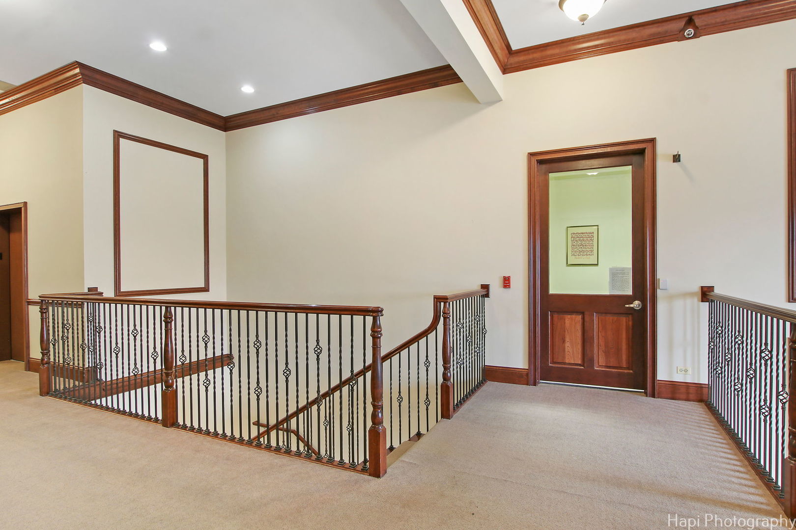 1531 S Grove Avenue 201 Property Photo 2