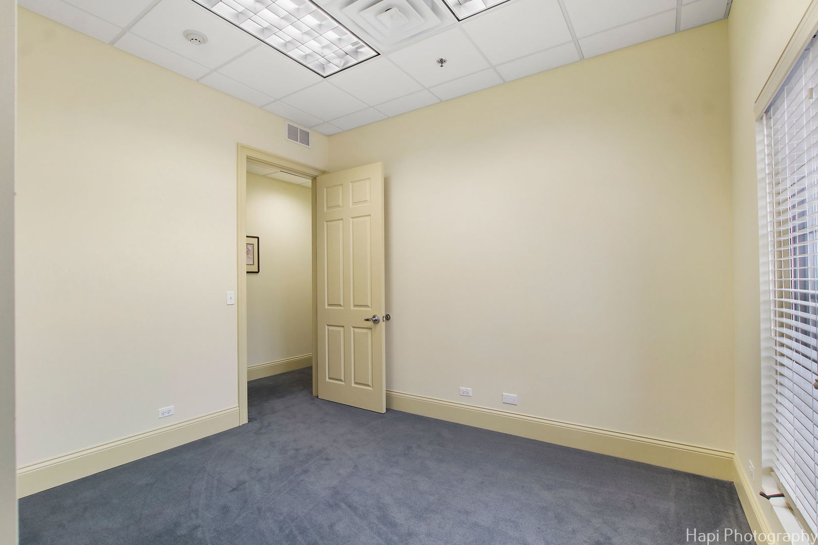 1531 S Grove Avenue 201 Property Photo 13