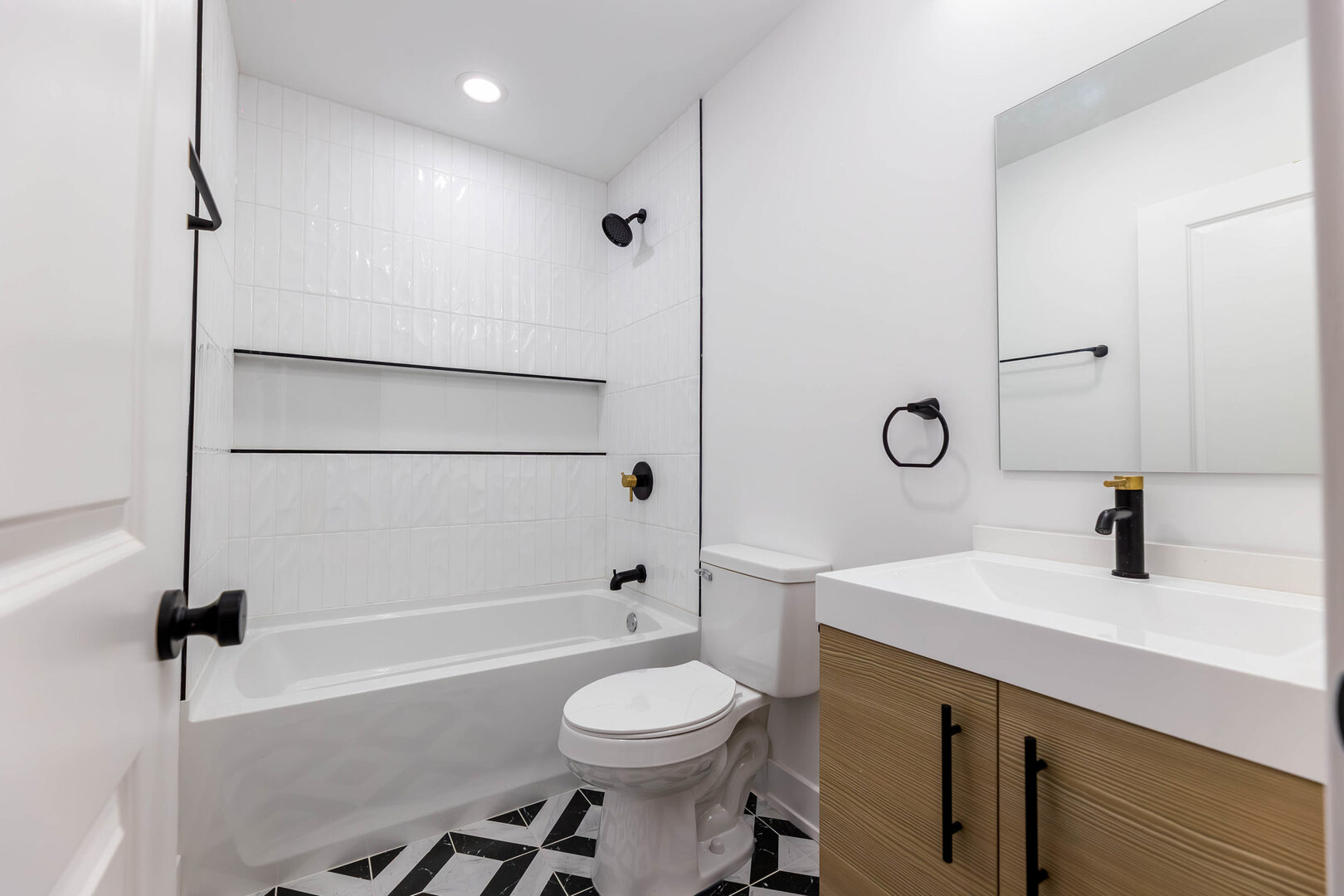 239 W 74th Street 2 Property Photo 6