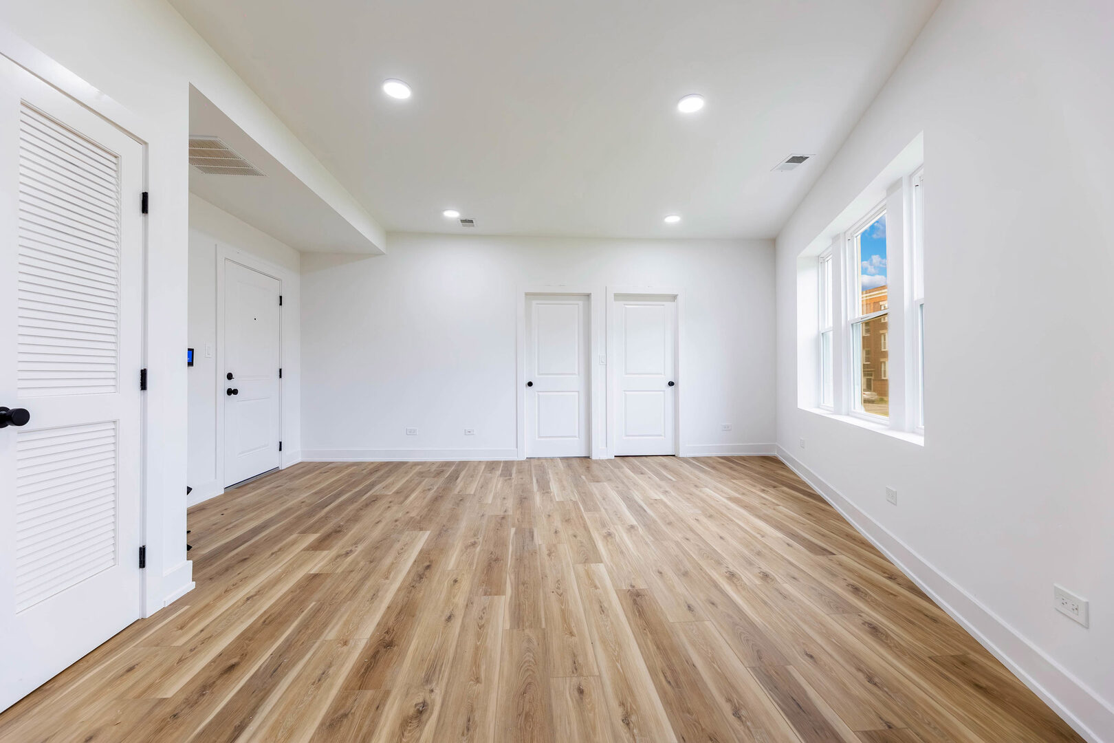 243 W 74th Street 2 Property Photo 6