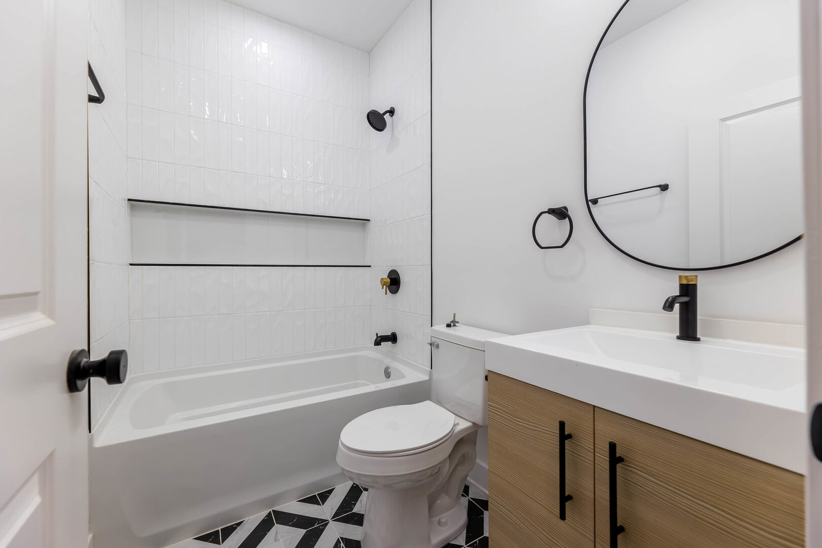 243 W 74th Street 2 Property Photo 9