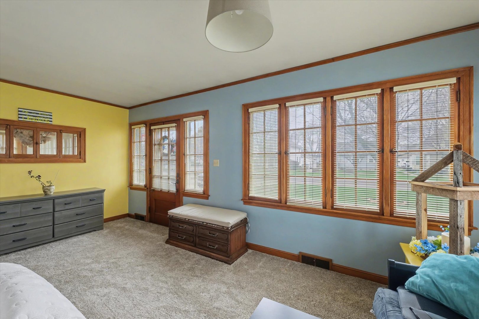 324 S Sangamon Avenue Property Photo 11