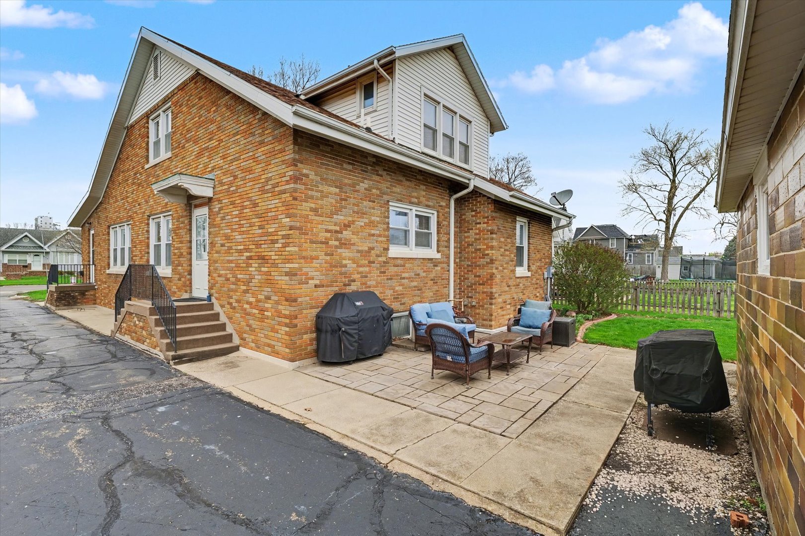 324 S Sangamon Avenue Property Photo 47