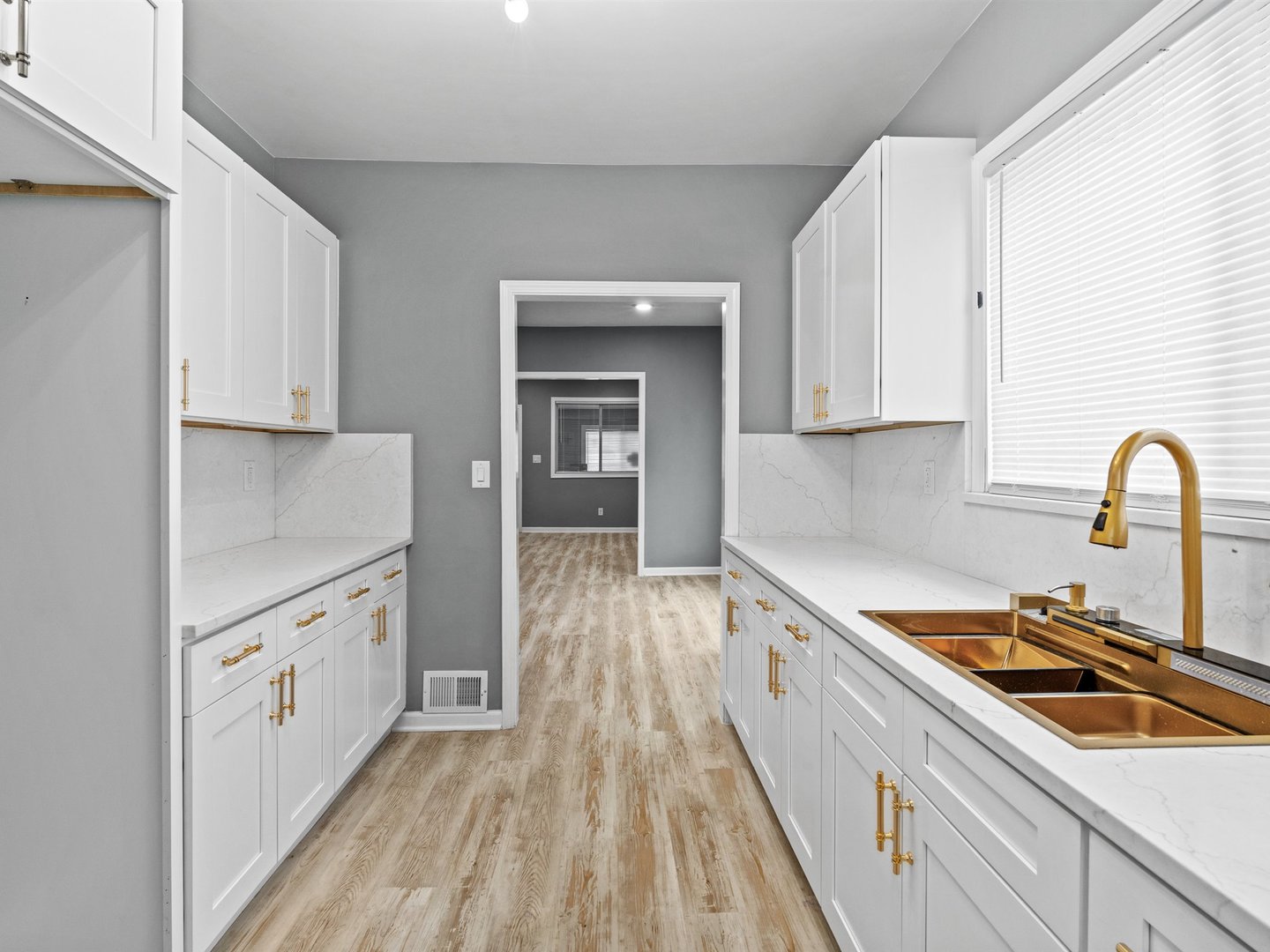 319 156th Place Property Photo 12
