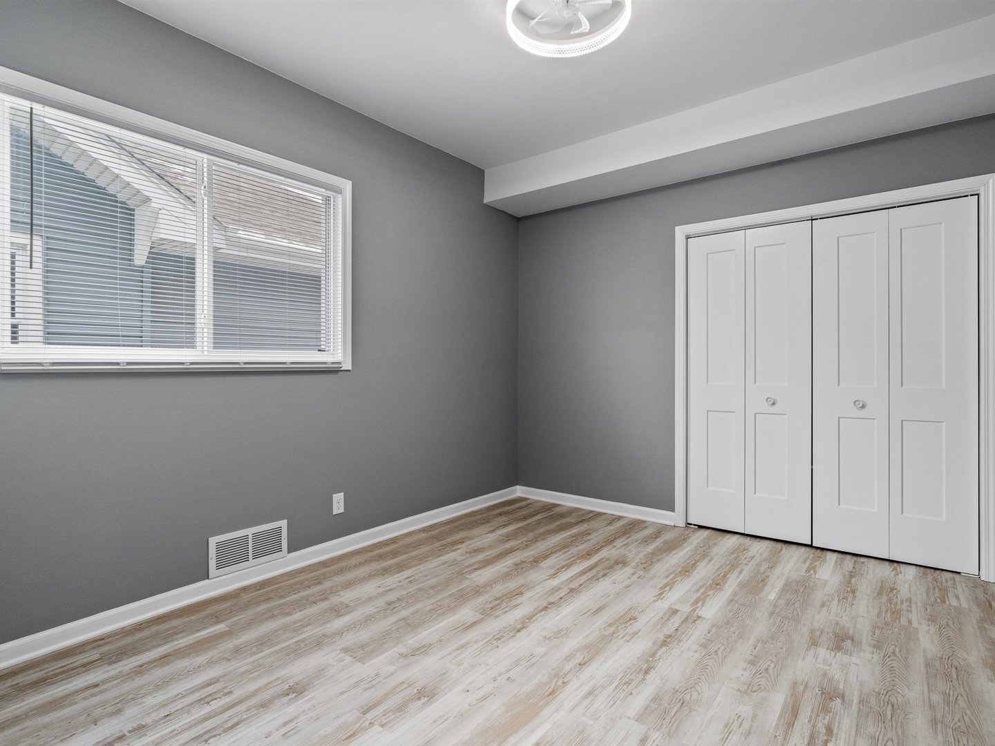 319 156th Place Property Photo 18