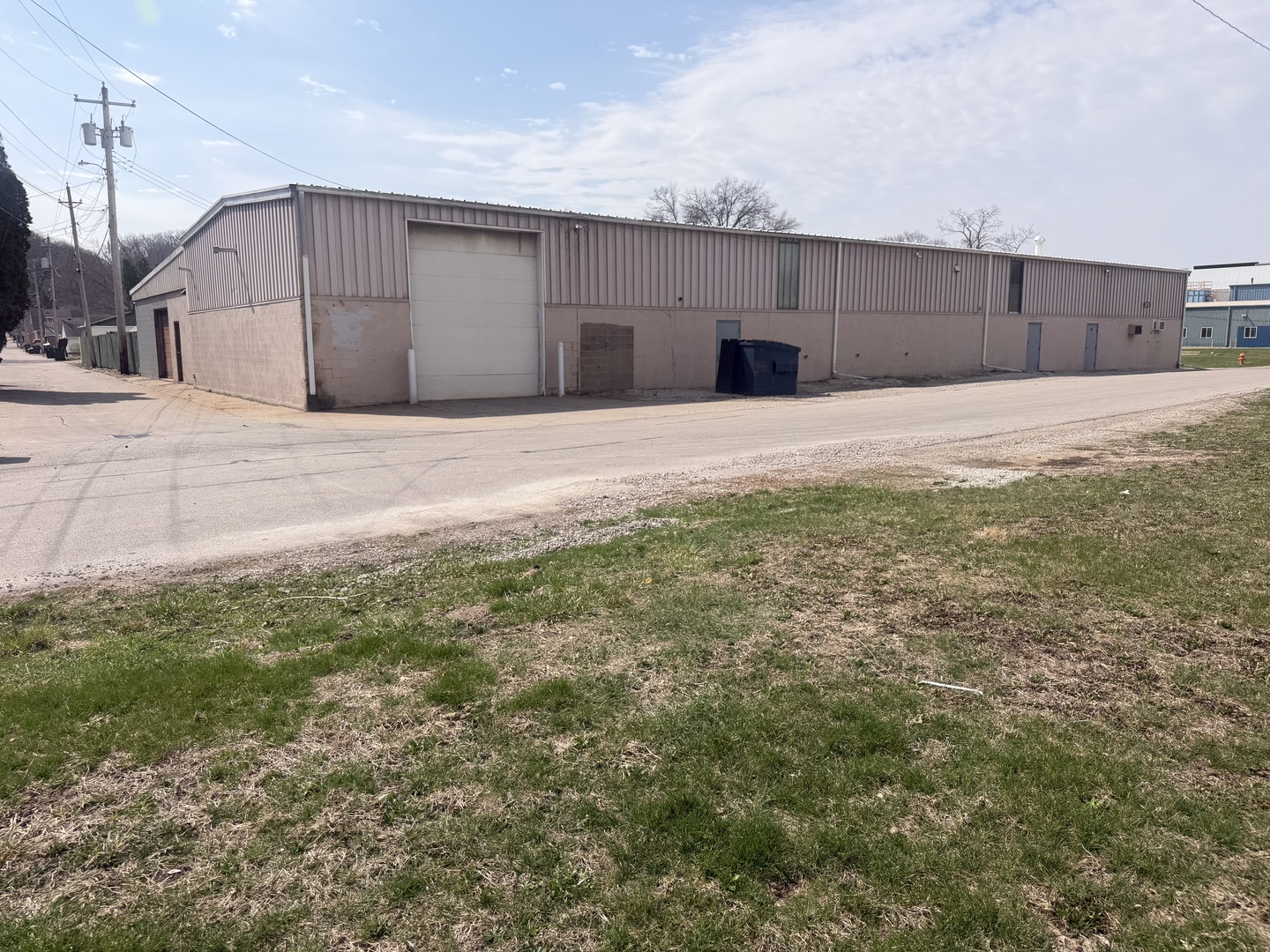 202 43rd Street Property Photo 4