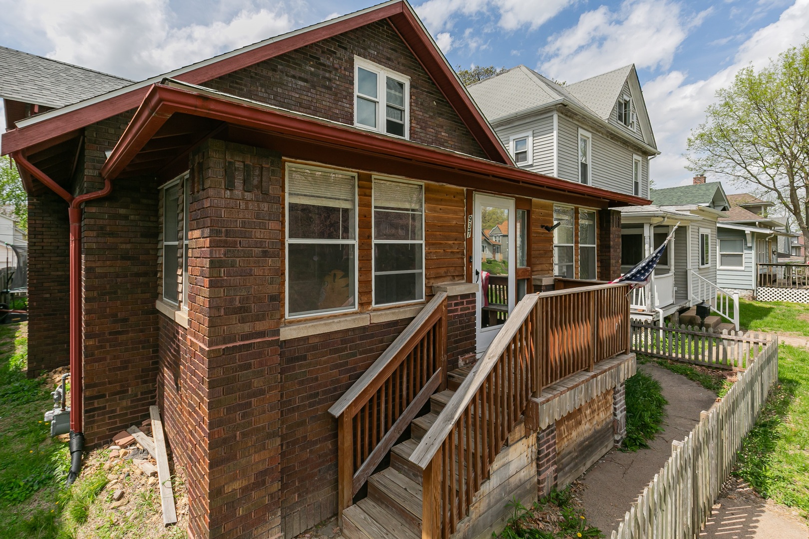 937 25th Street Property Photo 1
