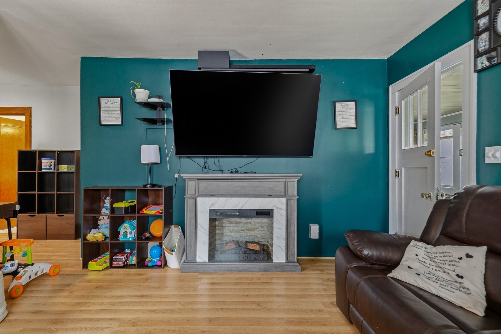 937 25th Street Property Photo 4