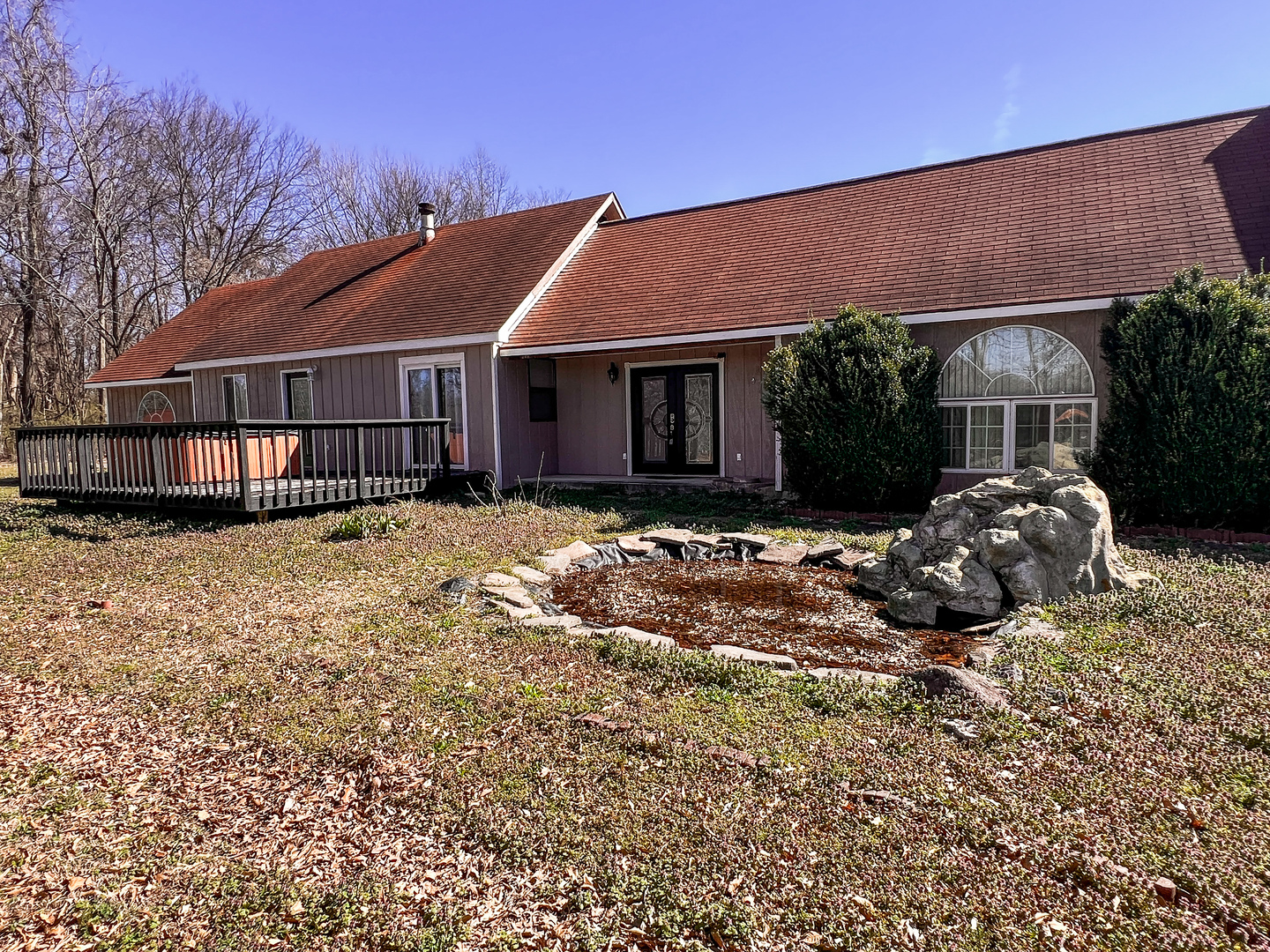21604 Fox Drive Property Photo 1