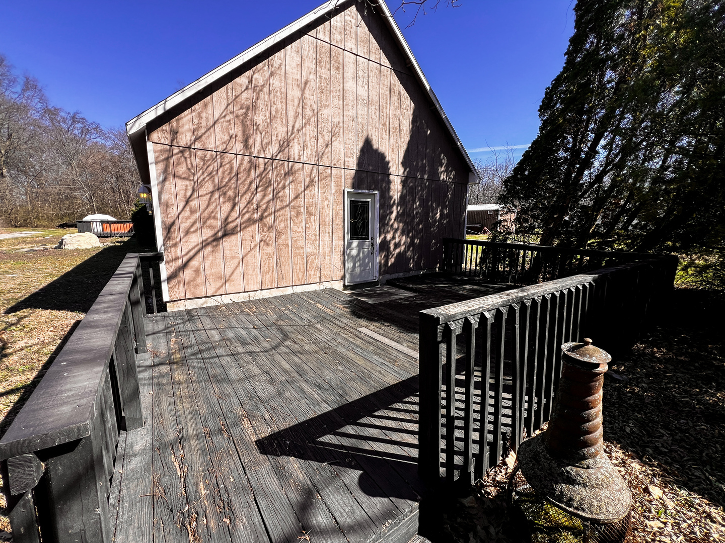 21604 Fox Drive Property Photo 5