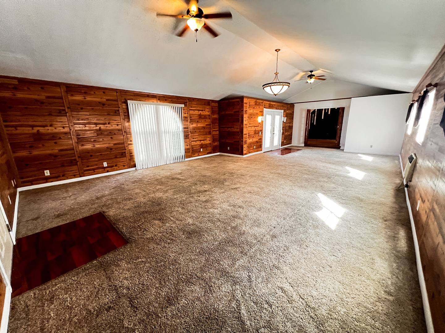 21604 Fox Drive Property Photo 13