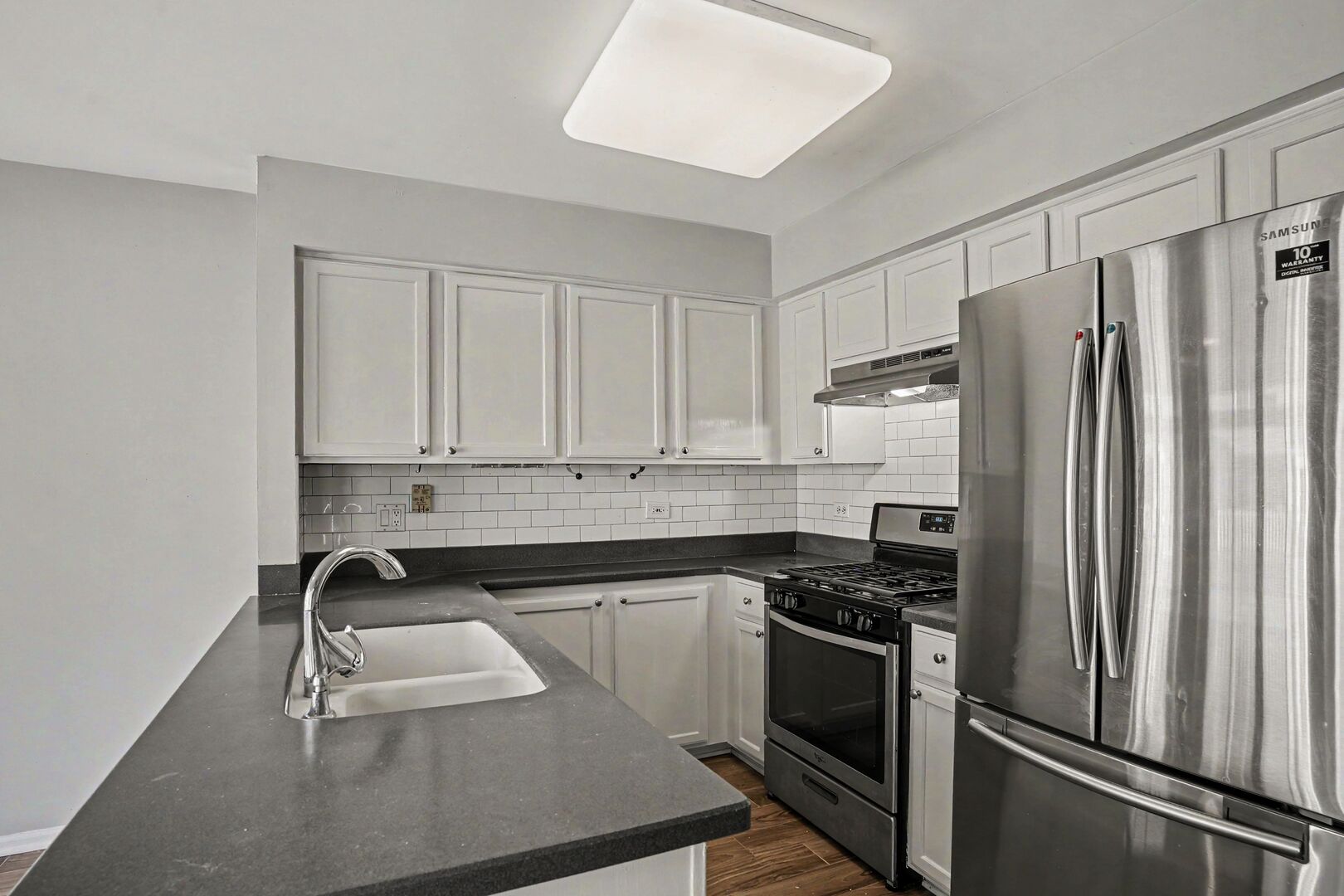 1870 Middlebury Drive Property Photo 12