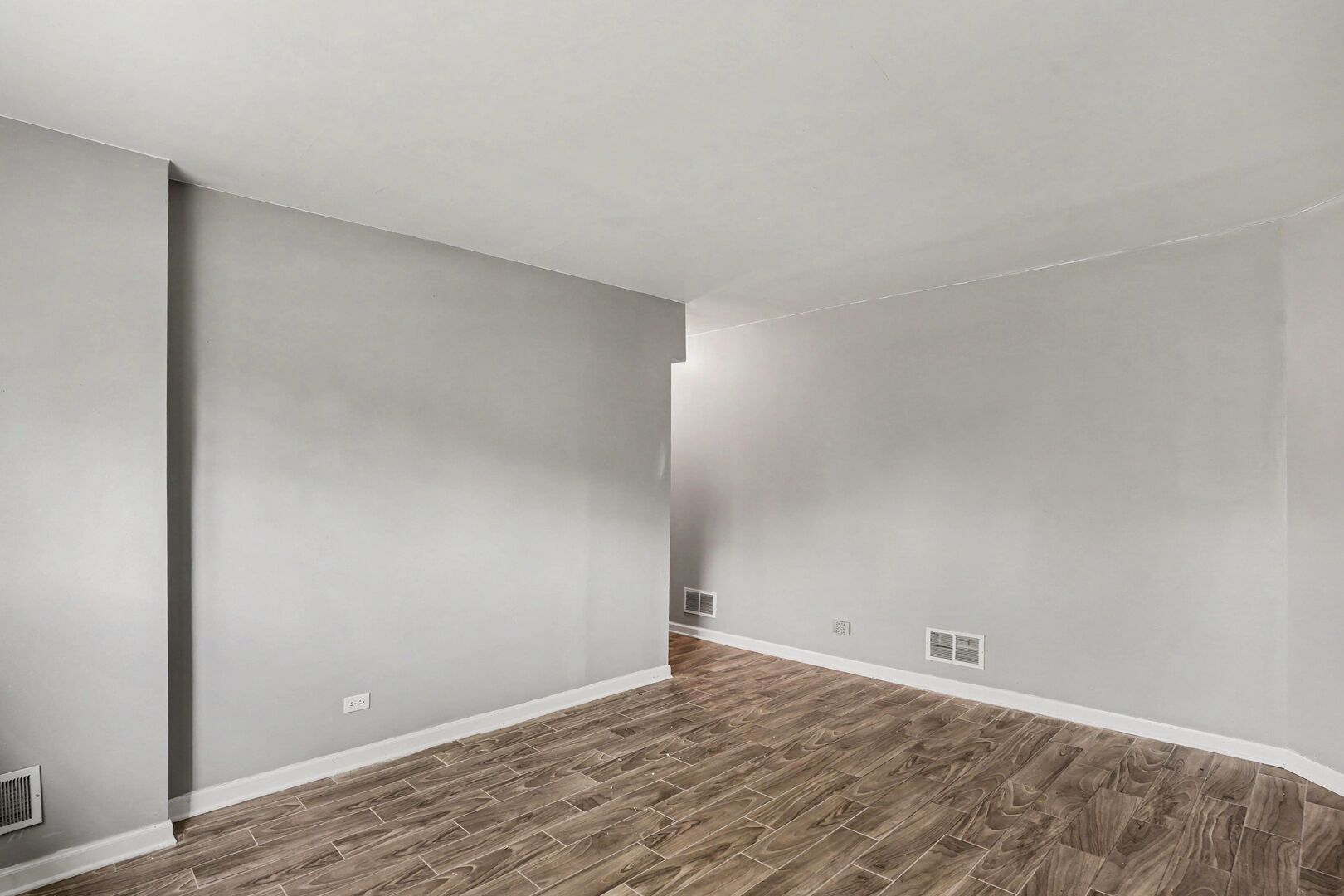 1870 Middlebury Drive Property Photo 25