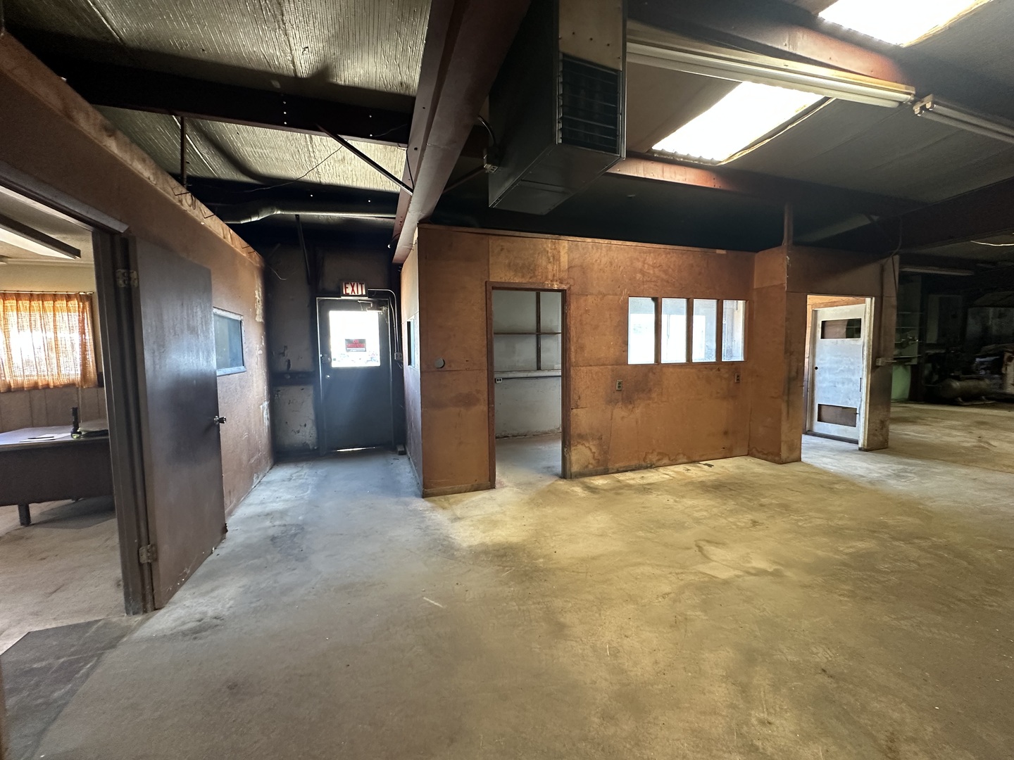 1035 W Algonquin Road Property Photo 26