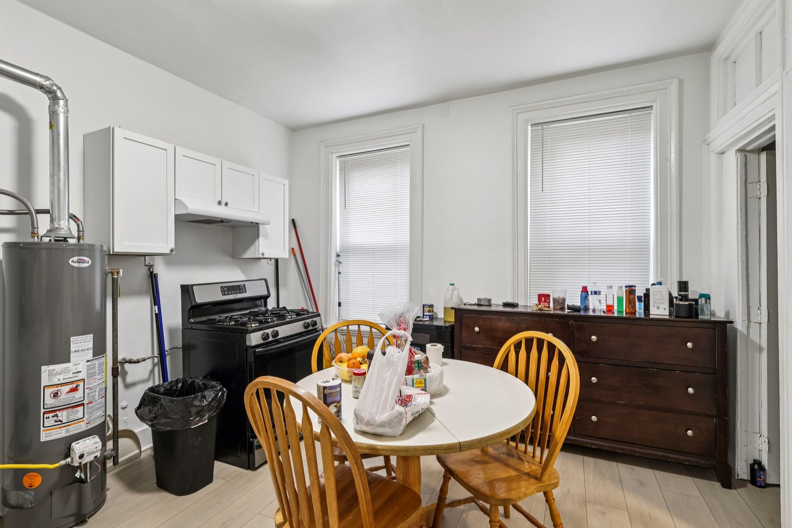 1908 S Loomis Street Property Photo 20