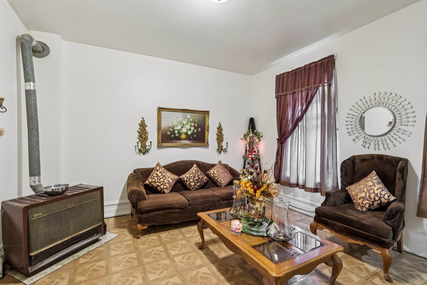 1908 S Loomis Street Property Photo 26