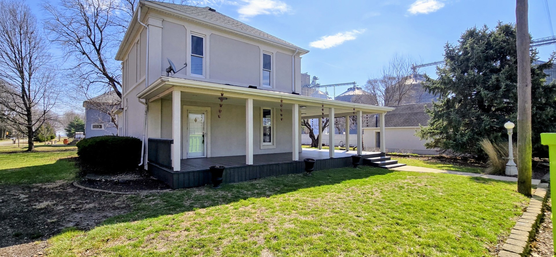 110 Duell Street Property Photo 2