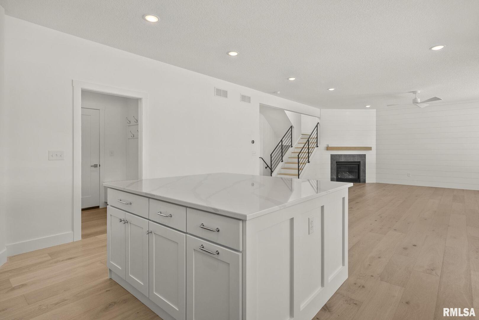 6574 Pelican Street Property Photo 13
