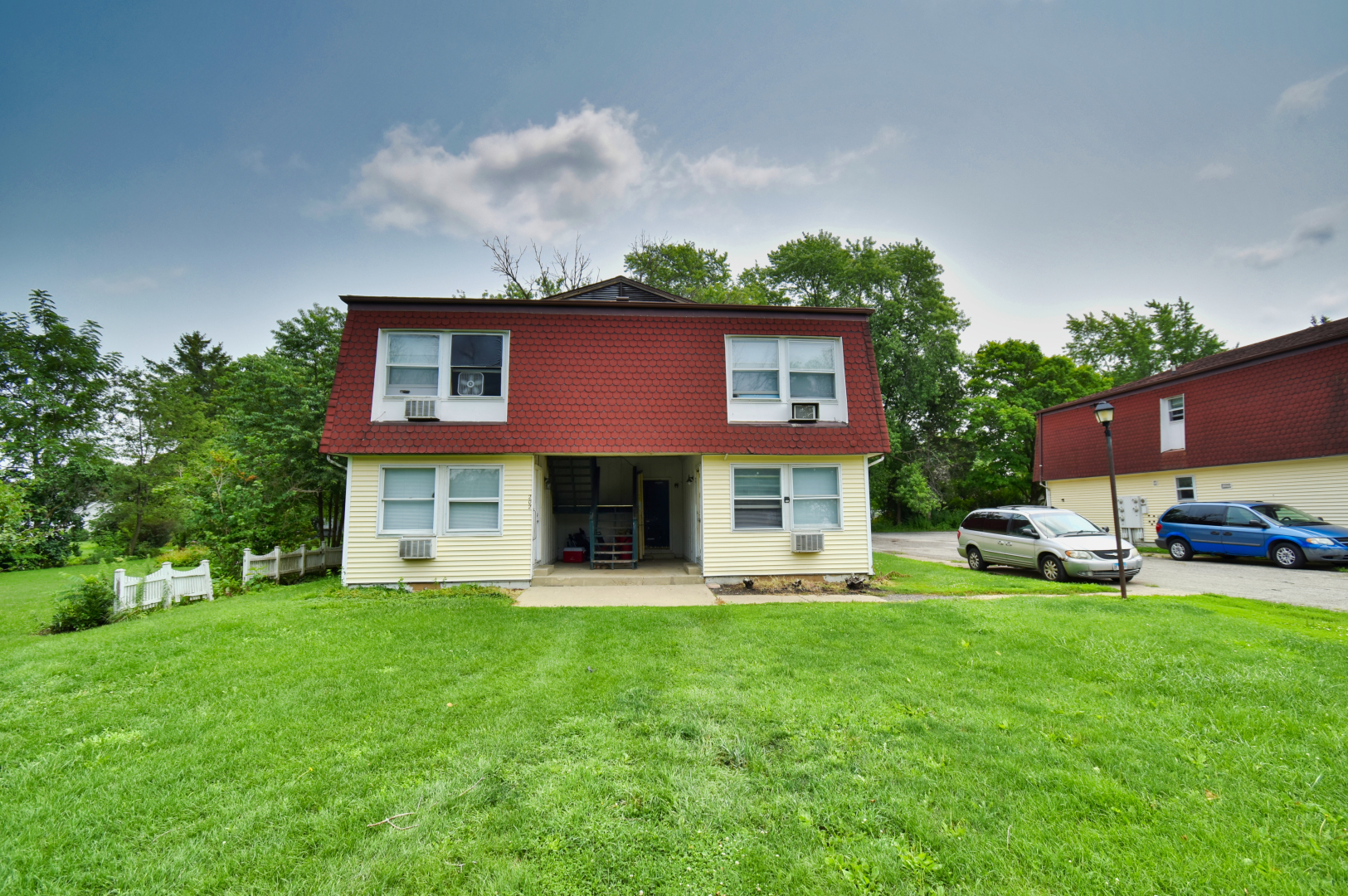 201-207 S Maple Street Property Photo 5