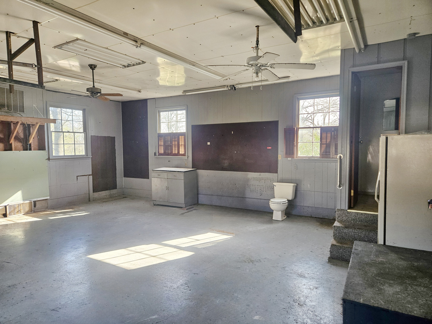 9769 Stuyvesant Street Property Photo 27