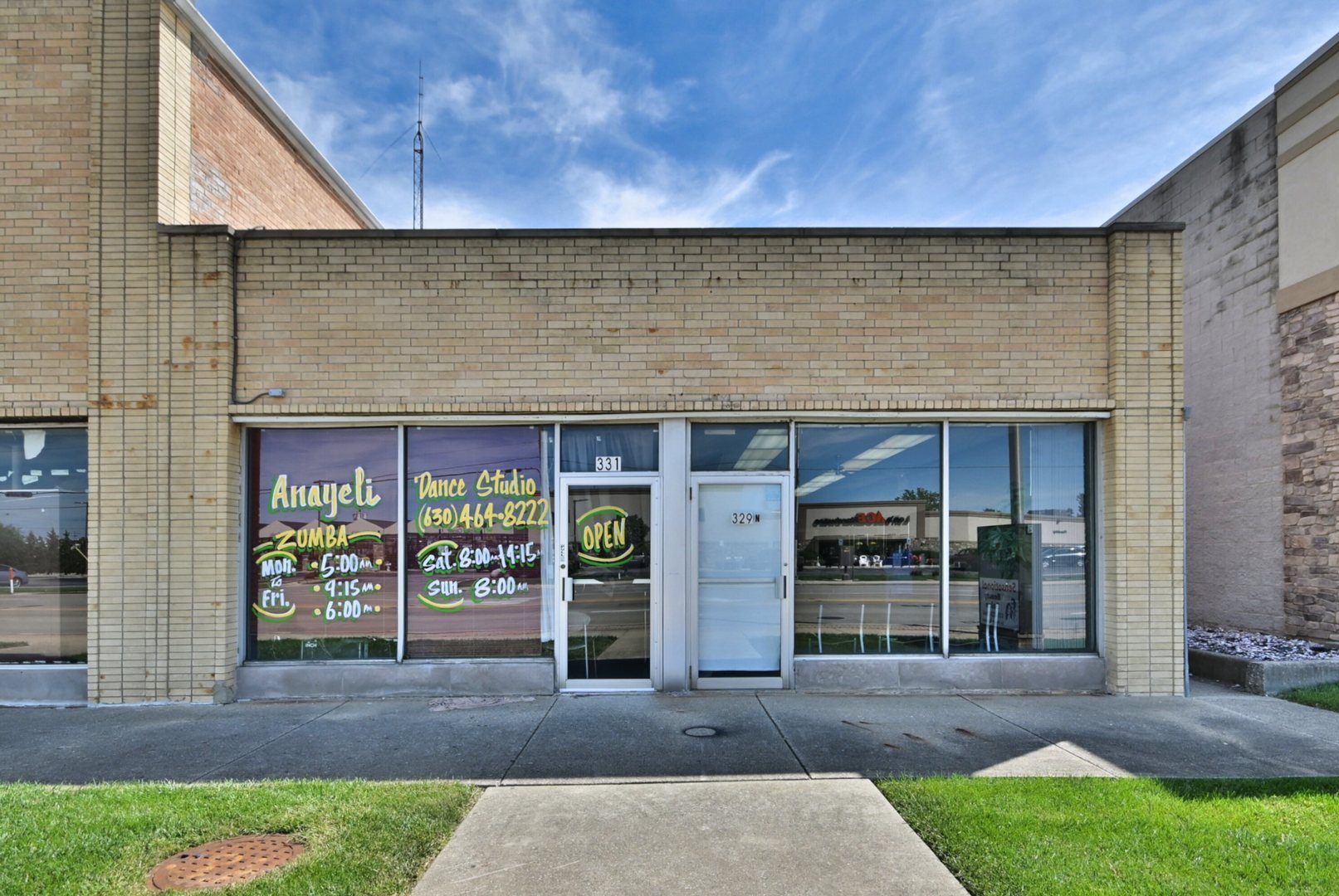 329-31 N Addison Road Property Photo 2