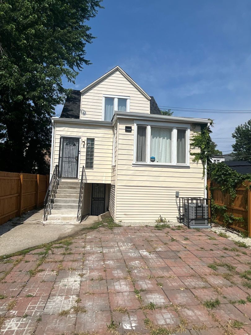 7438 S Champlain Avenue Property Photo 1