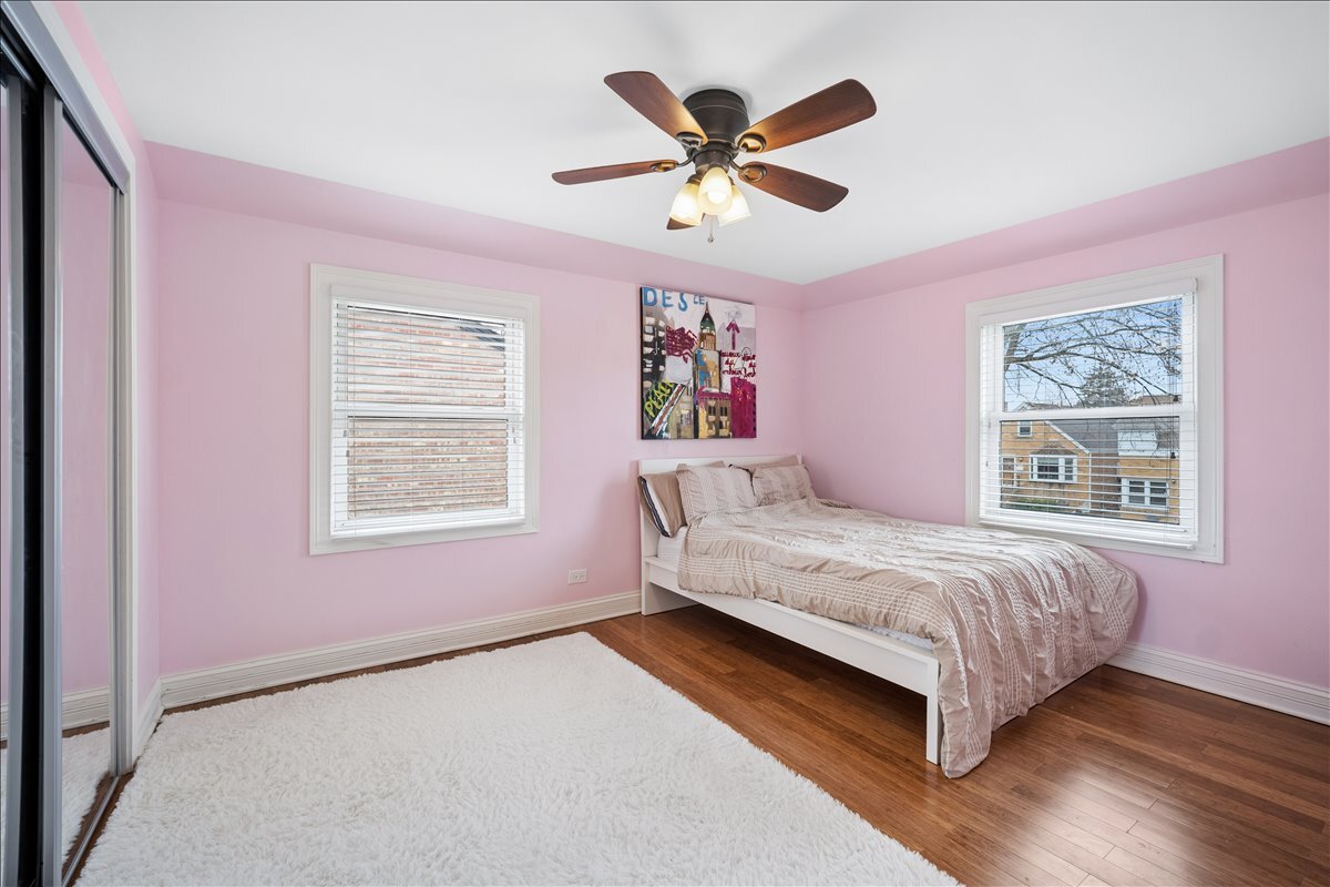 2455 Rhodes Avenue Property Photo 12