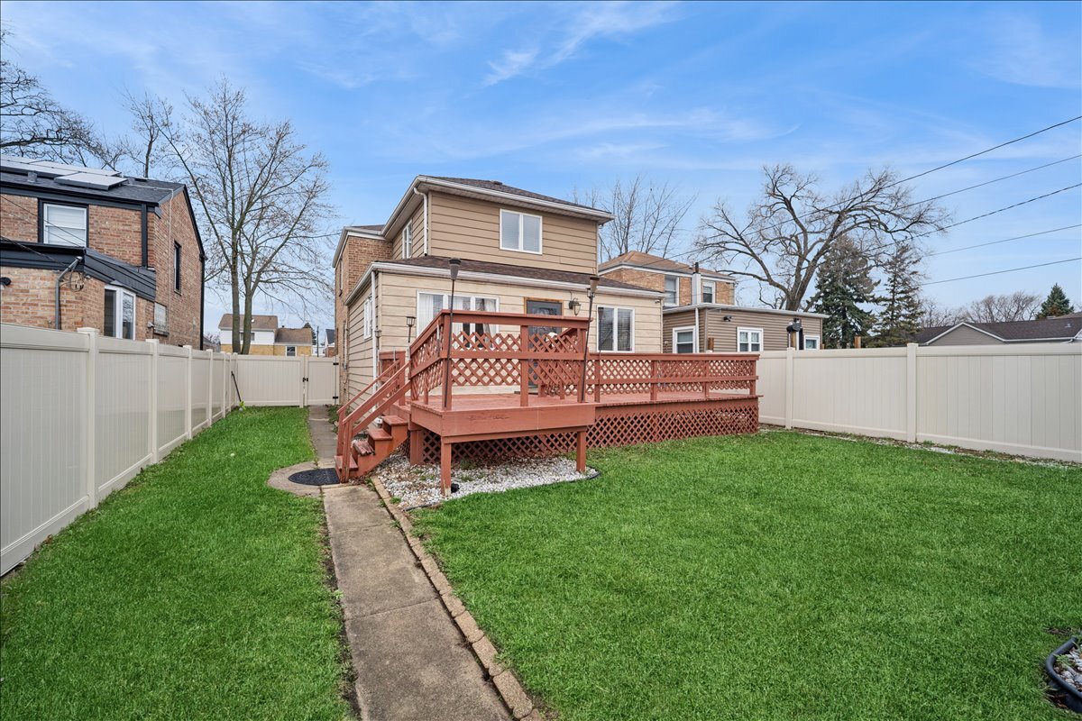 2455 Rhodes Avenue Property Photo 19