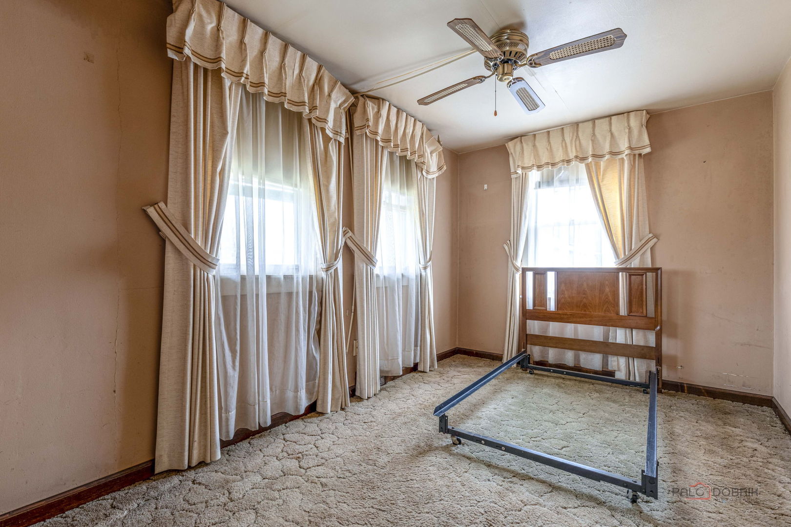 580 N Quentin Road Property Photo 22