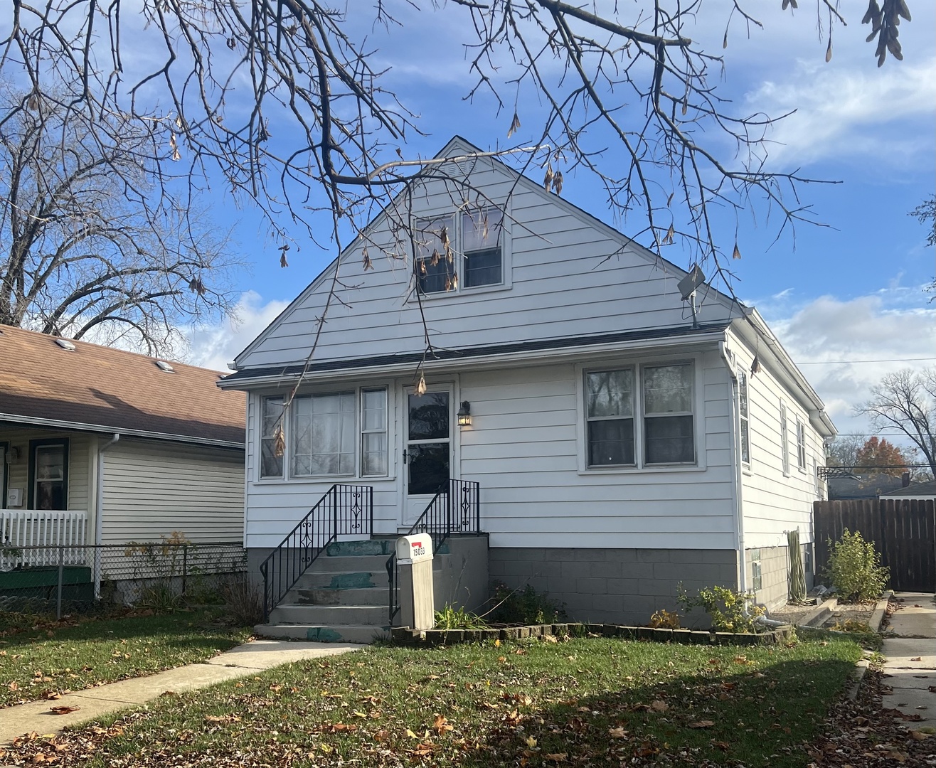 15033 Hamlin Avenue Property Photo 1