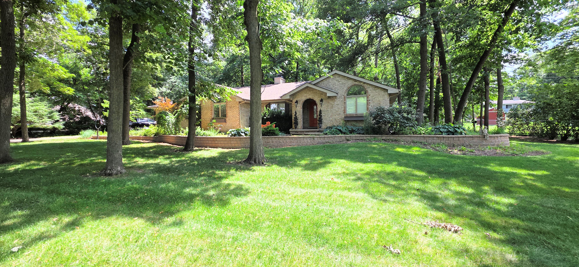 4958 Northridge Drive Property Photo 2