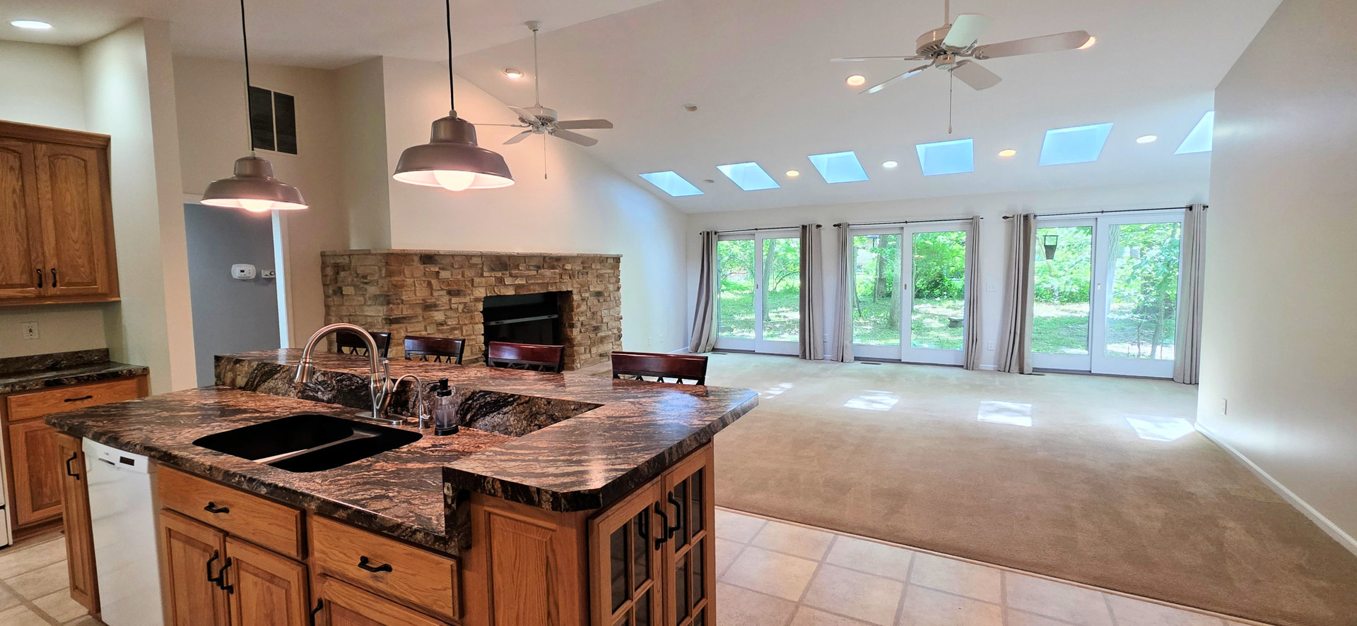 4958 Northridge Drive Property Photo 3