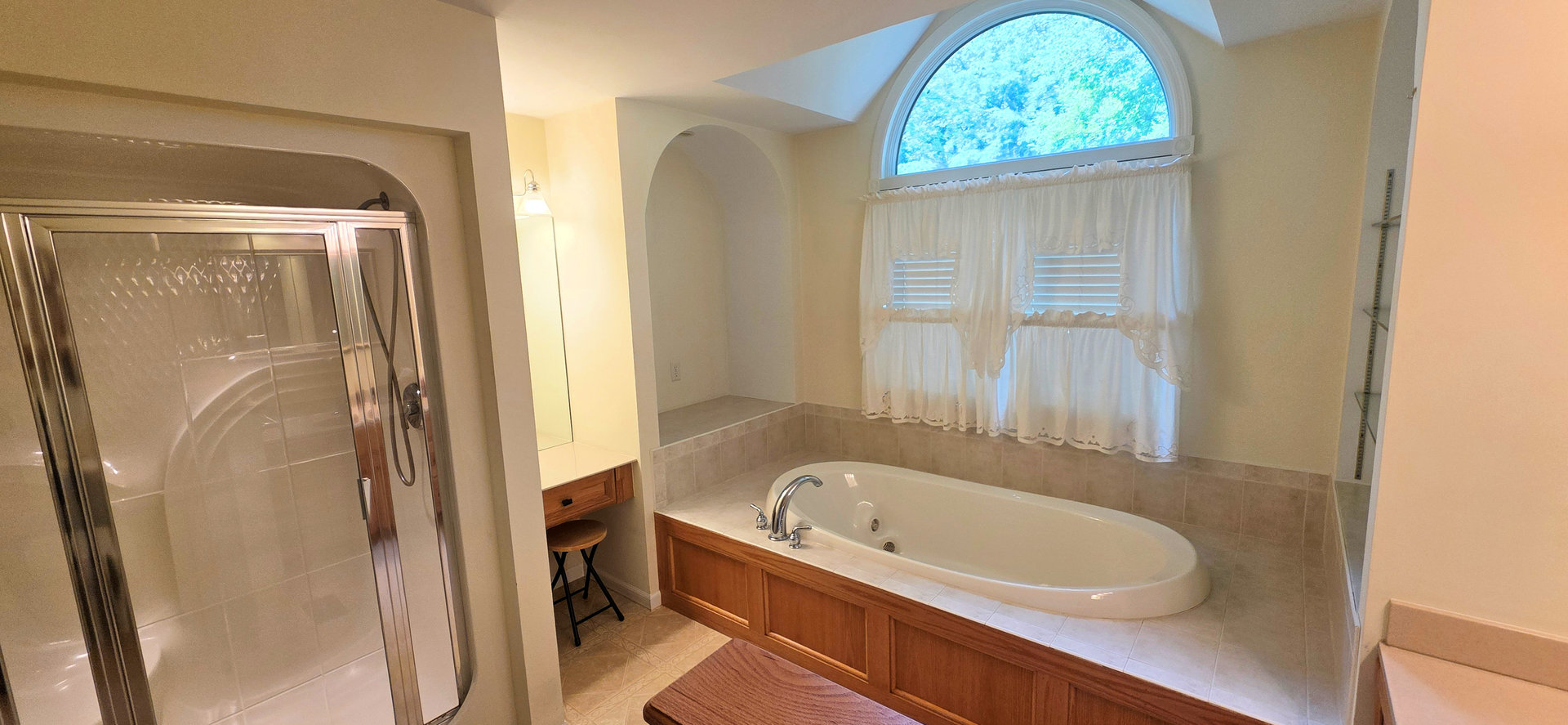 4958 Northridge Drive Property Photo 9