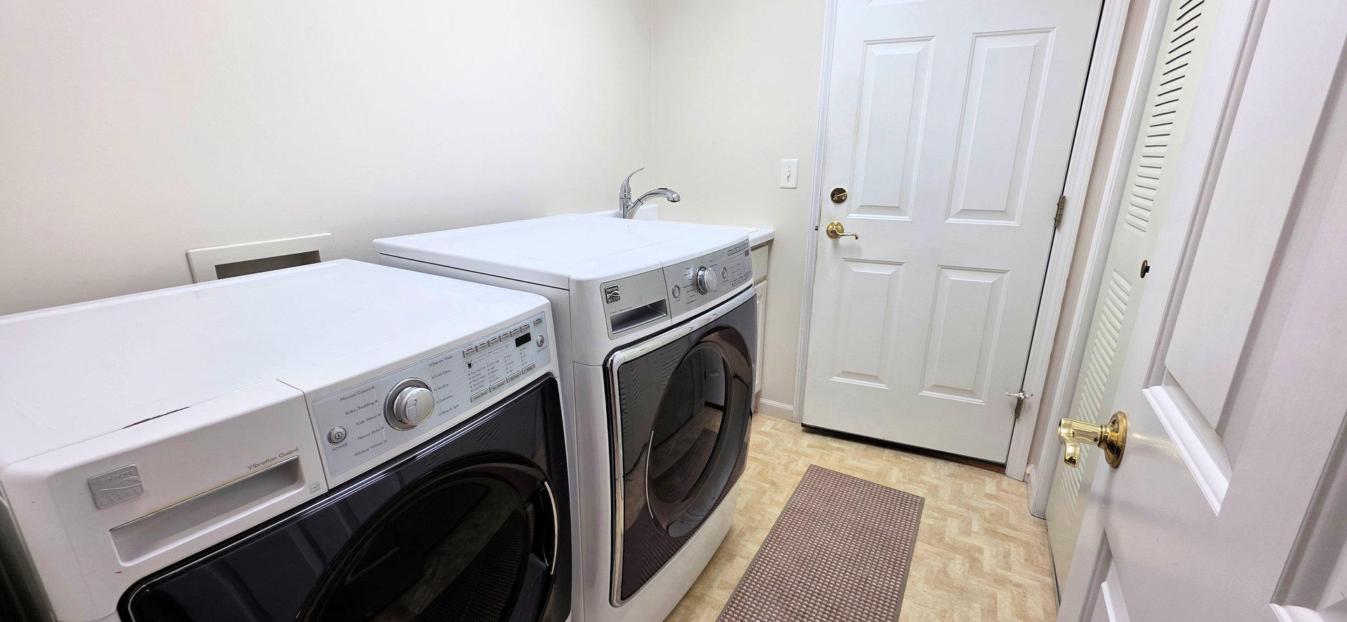 4958 Northridge Drive Property Photo 11