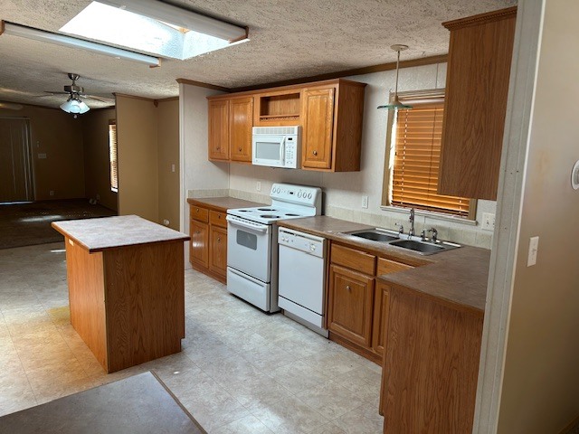 22465 S Lakepoint Court Property Photo 6