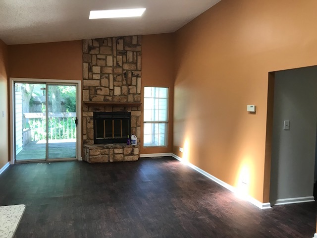 1751 Ranchview Drive Property Photo 2