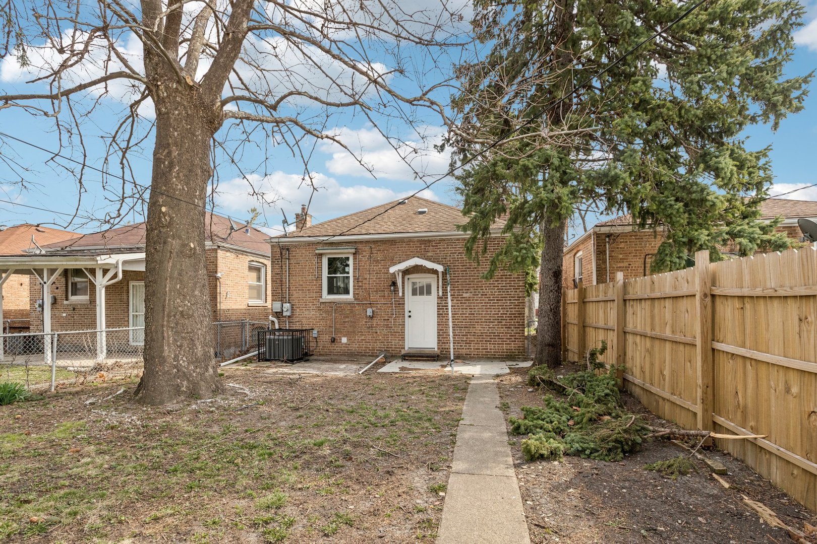 14510 S Emerald Avenue Property Photo 32