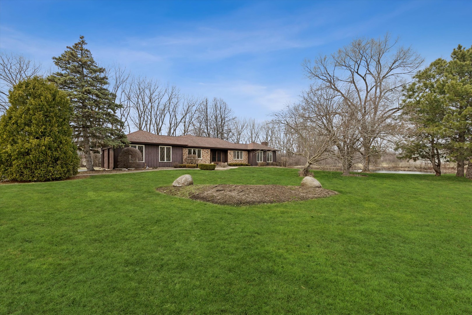 7517 Pheasant Drive Property Photo 3
