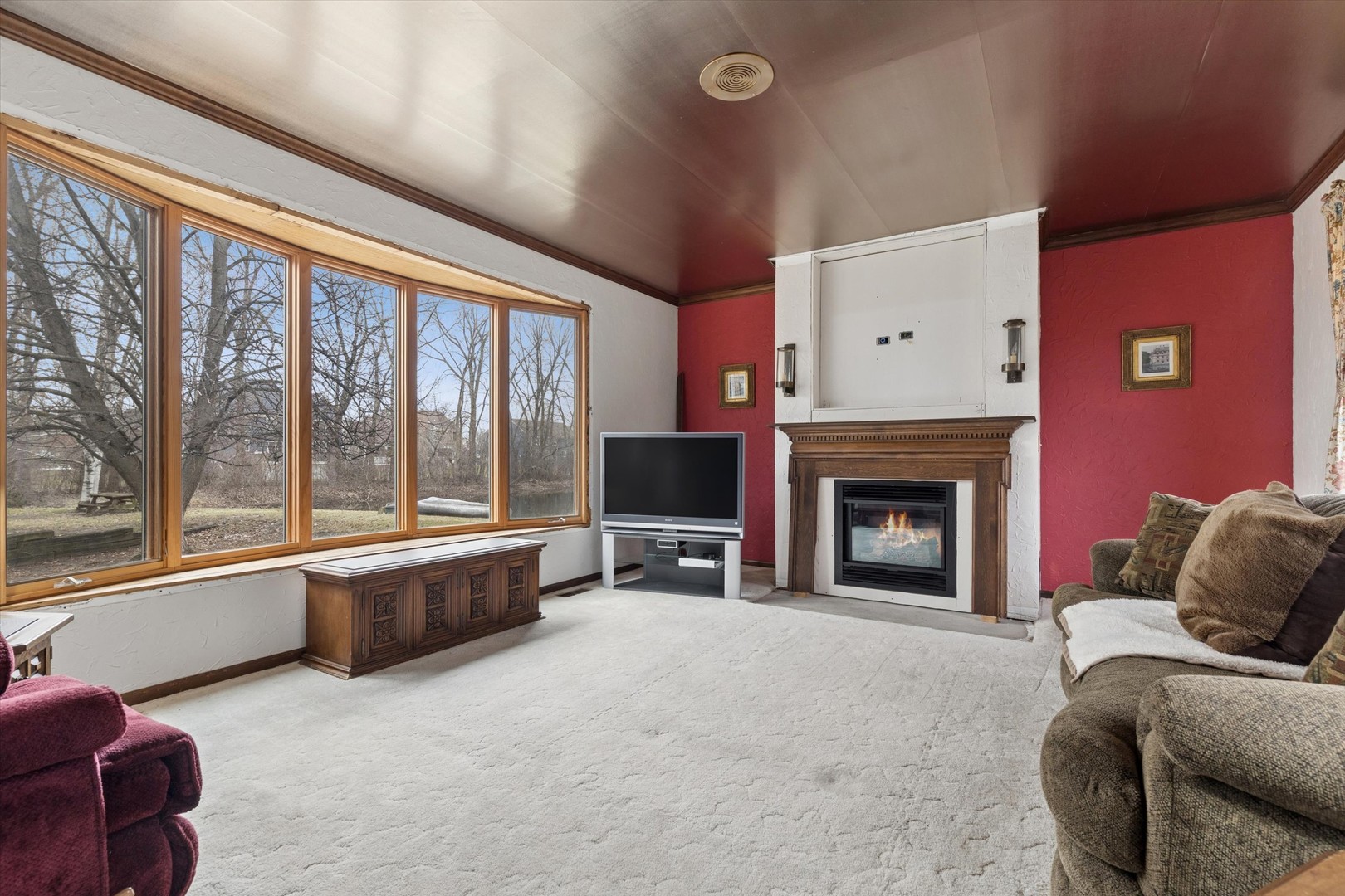 7517 Pheasant Drive Property Photo 5