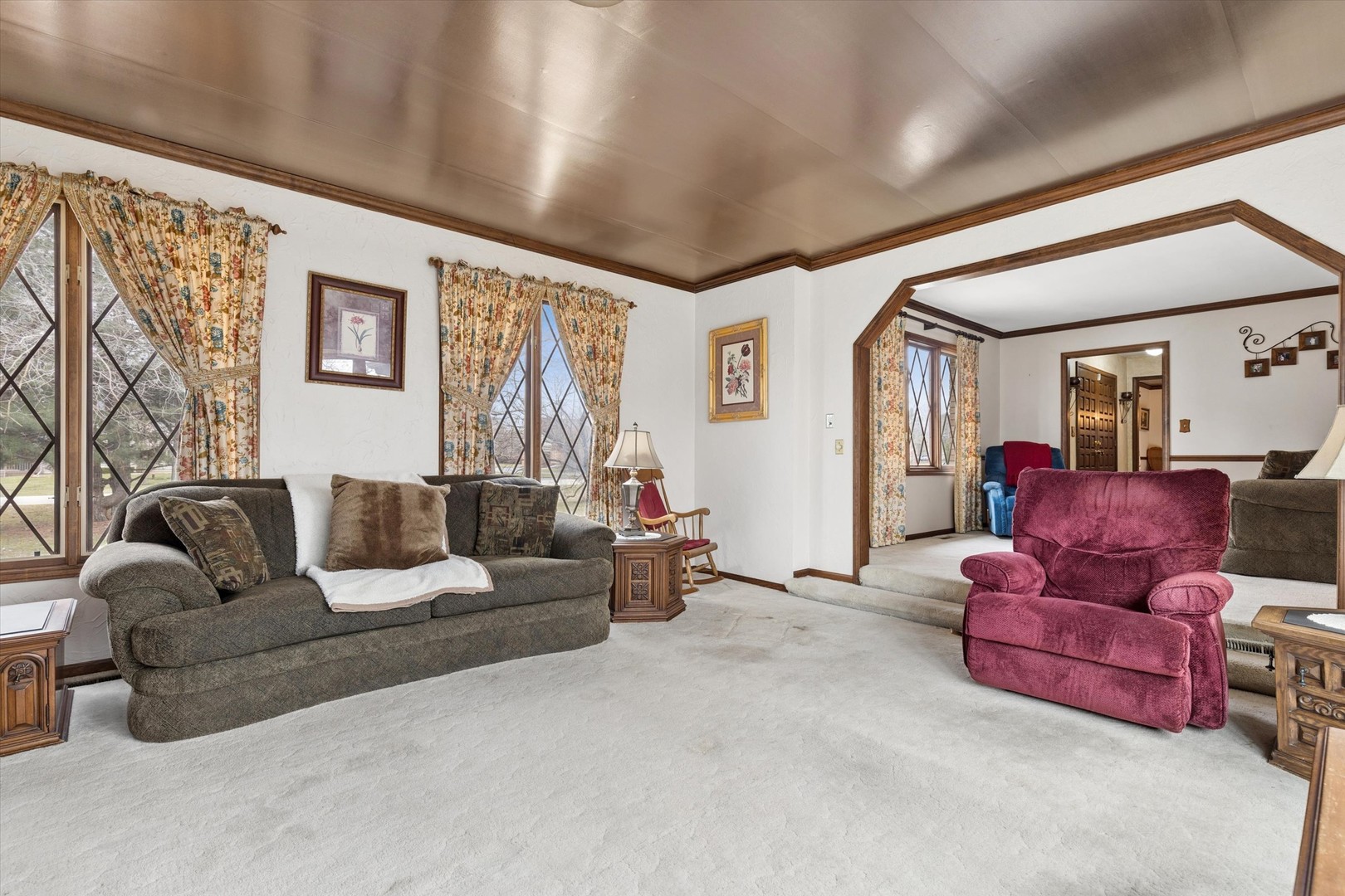 7517 Pheasant Drive Property Photo 6