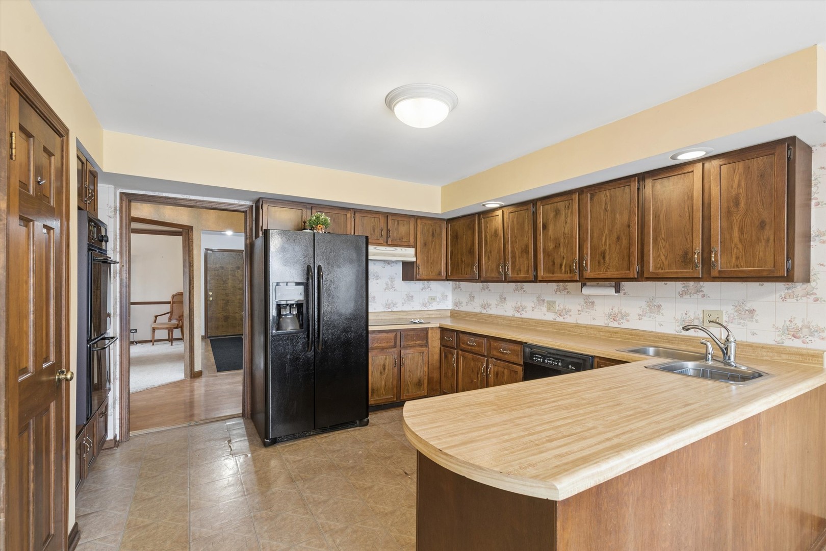 7517 Pheasant Drive Property Photo 15
