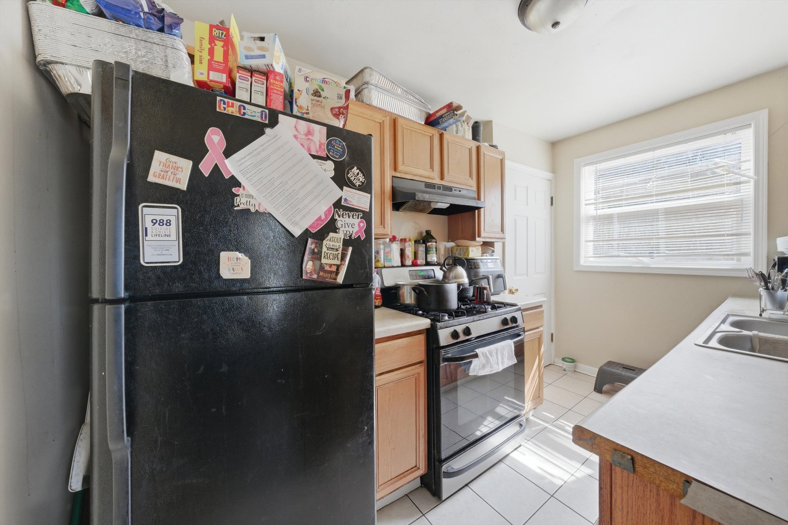 9553 S Greenwood Avenue Property Photo 4