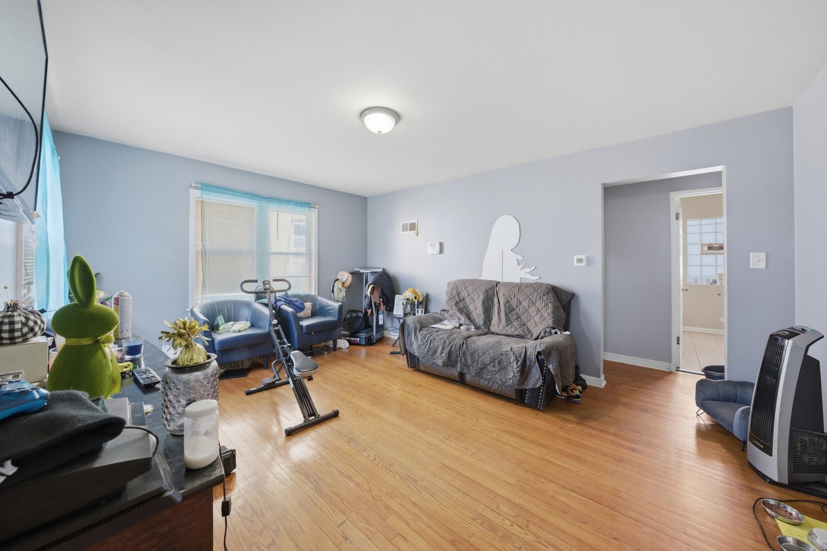 9553 S Greenwood Avenue Property Photo 8
