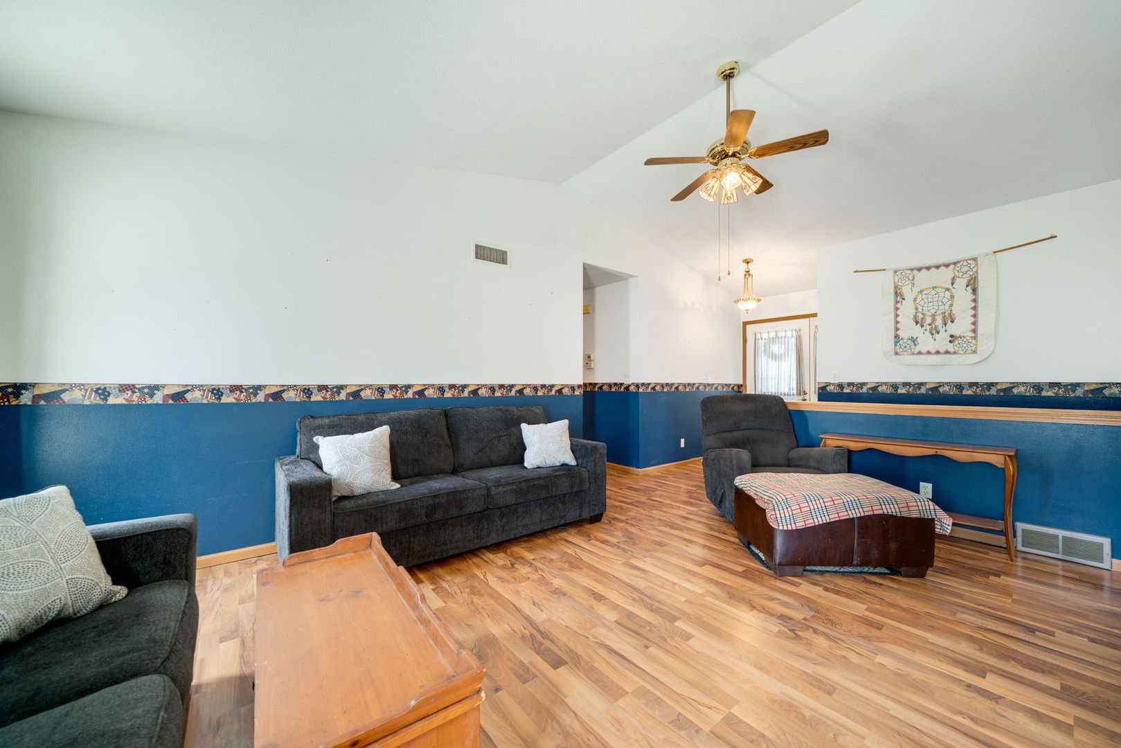 227 Meadow Drive Property Photo 8