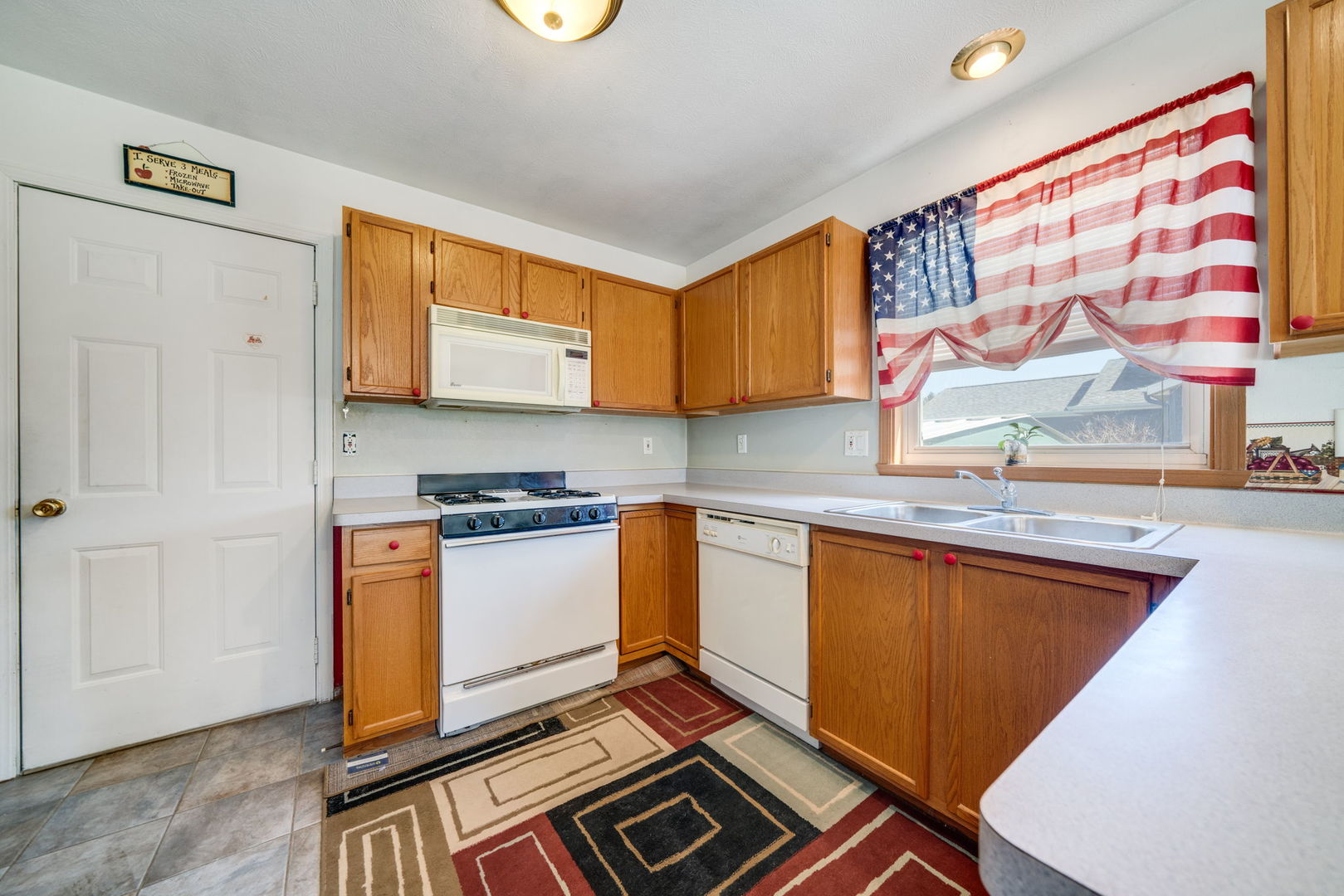227 Meadow Drive Property Photo 14