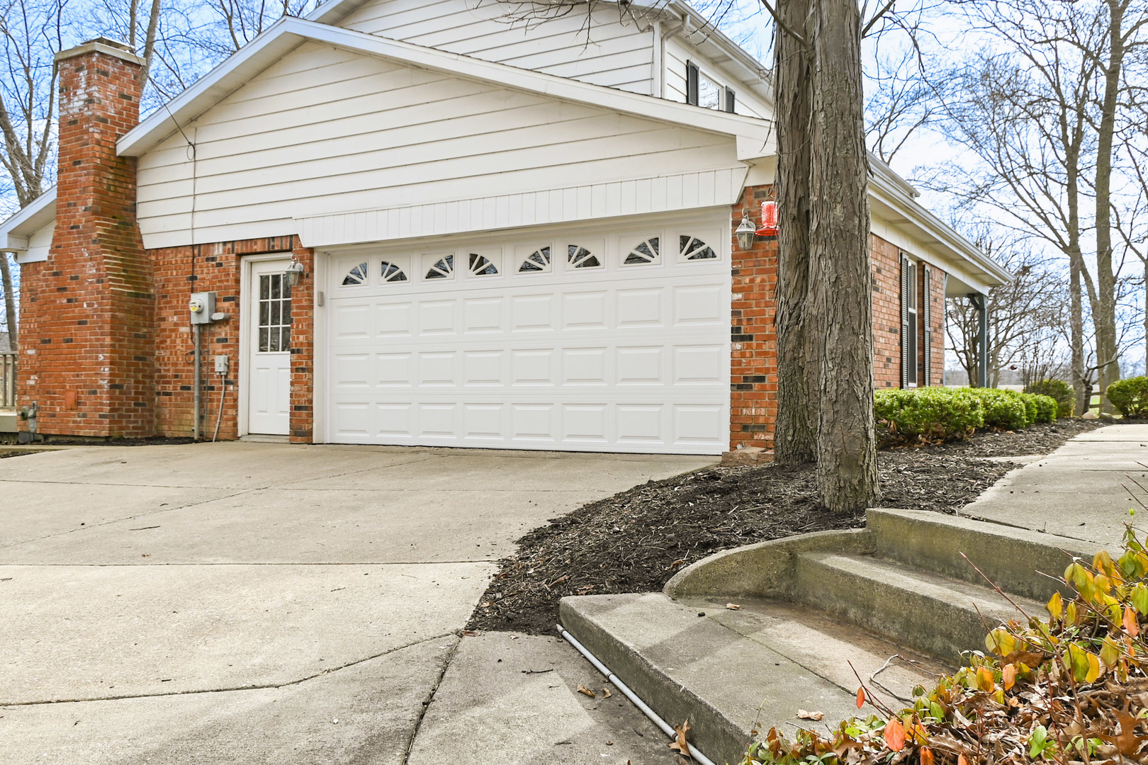 14811 Denmar Lane Property Photo 4