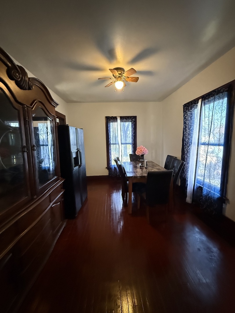 357 S Rosewood Avenue Property Photo 5