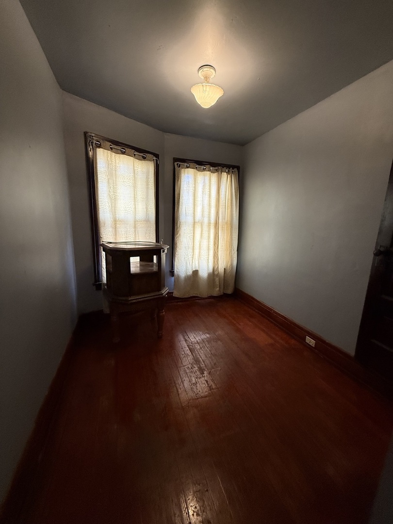 357 S Rosewood Avenue Property Photo 11